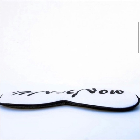 Silk Sleeping Eye Mask Hashtag NotNow White - Picture 5 of 10